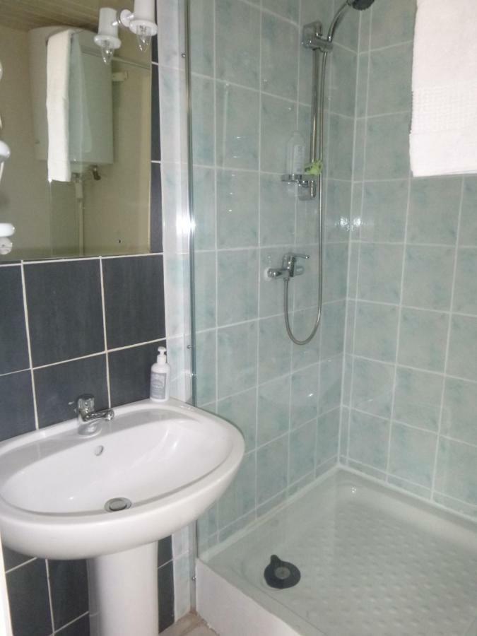 Bureaux Appartements Lesparre Medoc Екстериор снимка